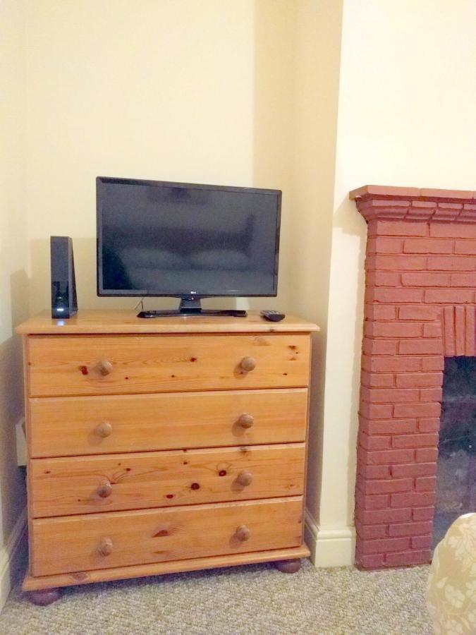 Bassett Flat With 2 Bedrooms And Superfast Wi-Fi Sittingbourne Extérieur photo